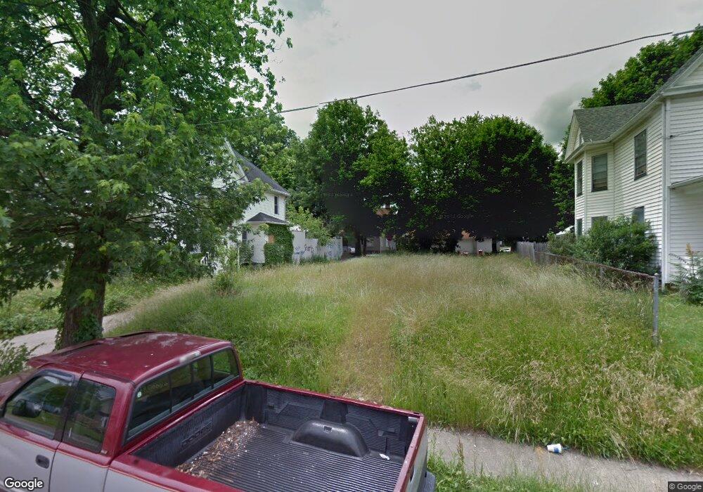 819 Plymouth Ct NW, Canton, OH 44703 - photo 1