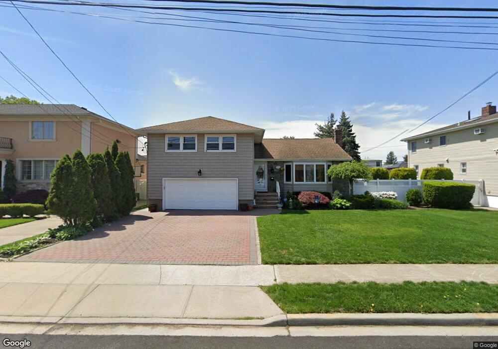 861 Third Ave, Franklin Square, NY 11010 - photo 1