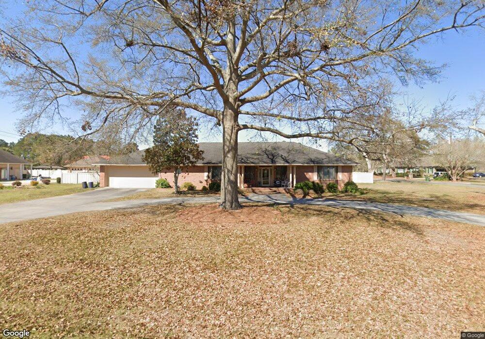 606 Newton Dr, Adel, GA 31620 - photo 1