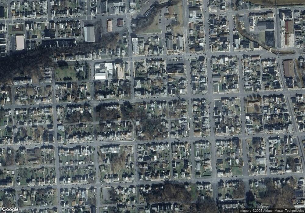 846 W Spruce St, Coal Township, PA 17866 - photo 1