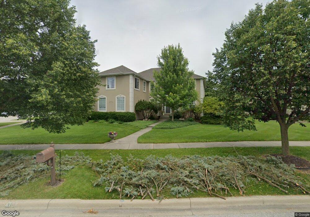 4704 Thatcher Dr unit 1, Naperville, IL 60564 - photo 1