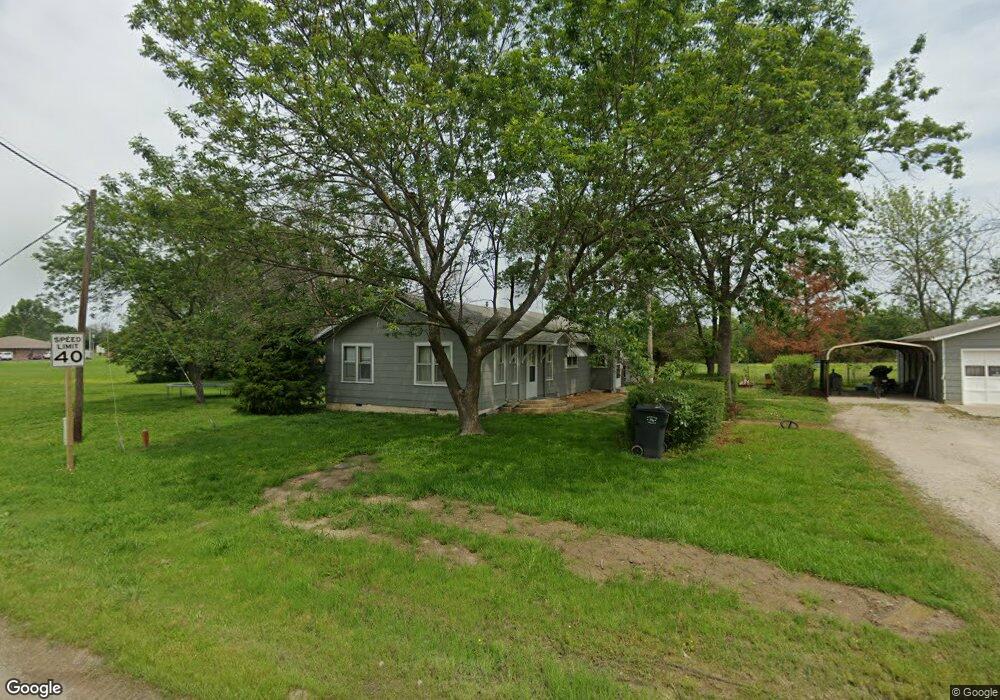 205 E 4th St, Altamont, KS 67330 - photo 1