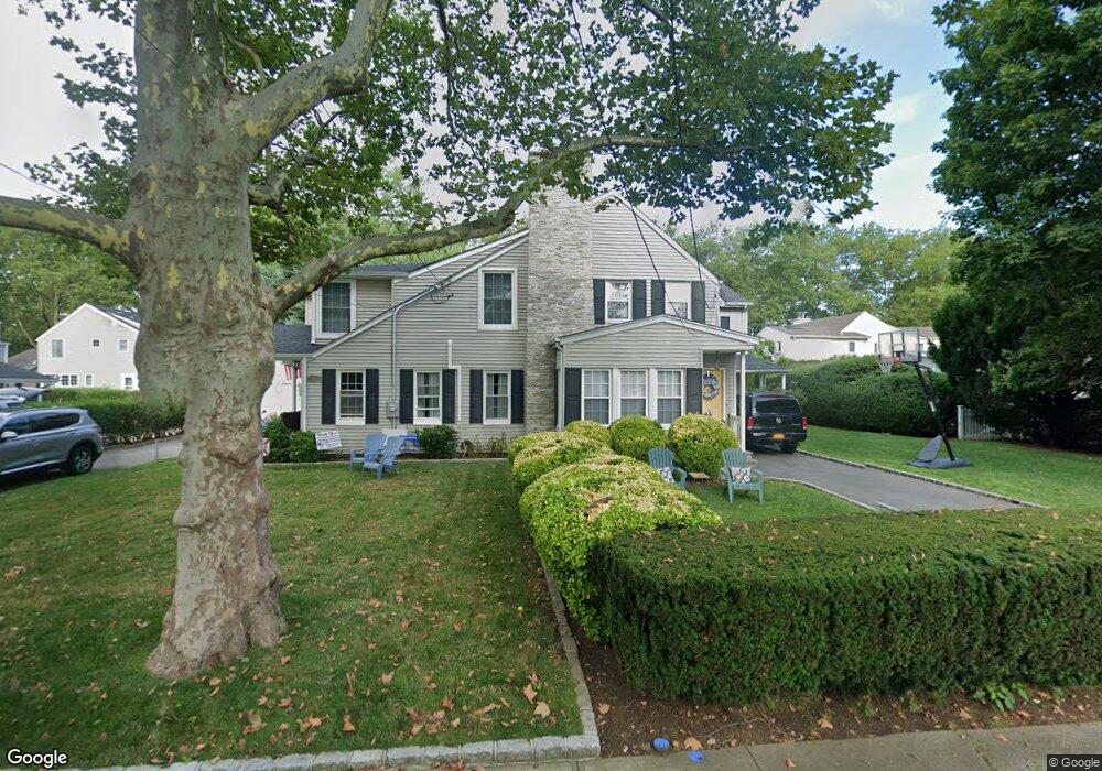 101 Elton Rd, Garden City, NY 11530 - photo 1