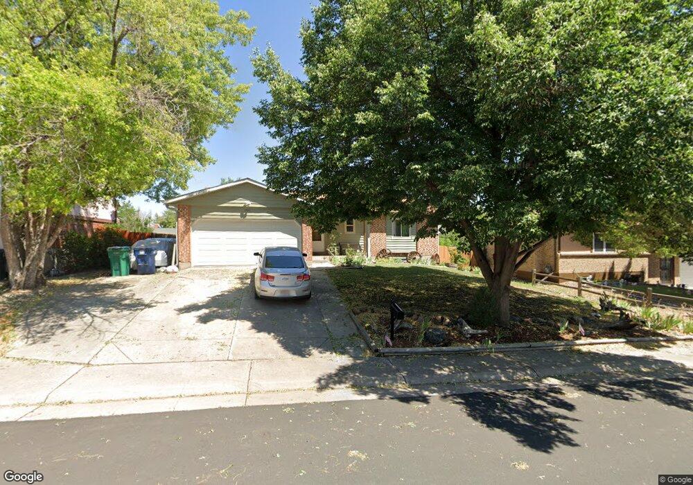 1590 S Elkhart St, Aurora, CO 80012 - photo 1