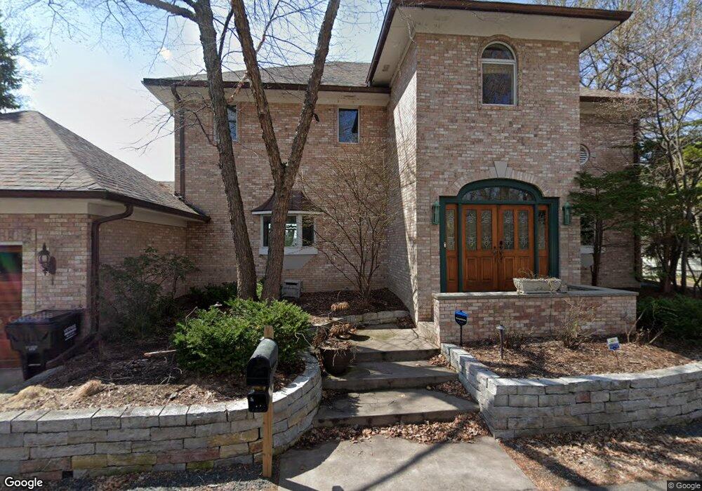 5570 Shore Rd, Excelsior, MN 55331 - photo 1