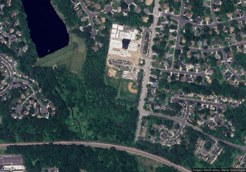 5420 Sideburn Rd, Fairfax, VA 22032 - photo 1