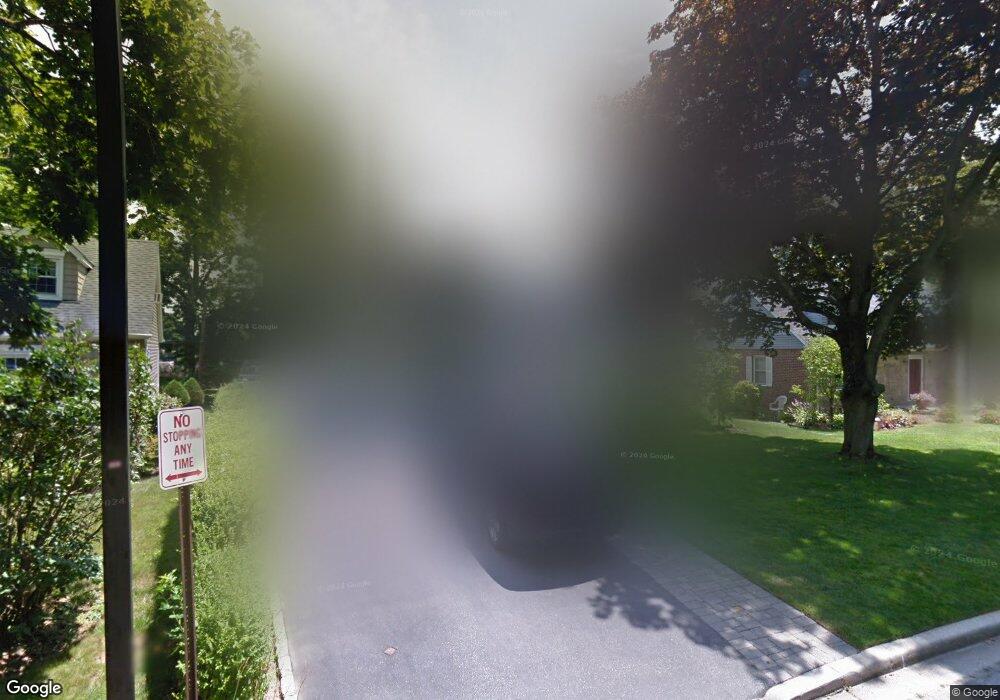 23 Plymouth Dr S, Glen Head, NY 11545 - photo 1