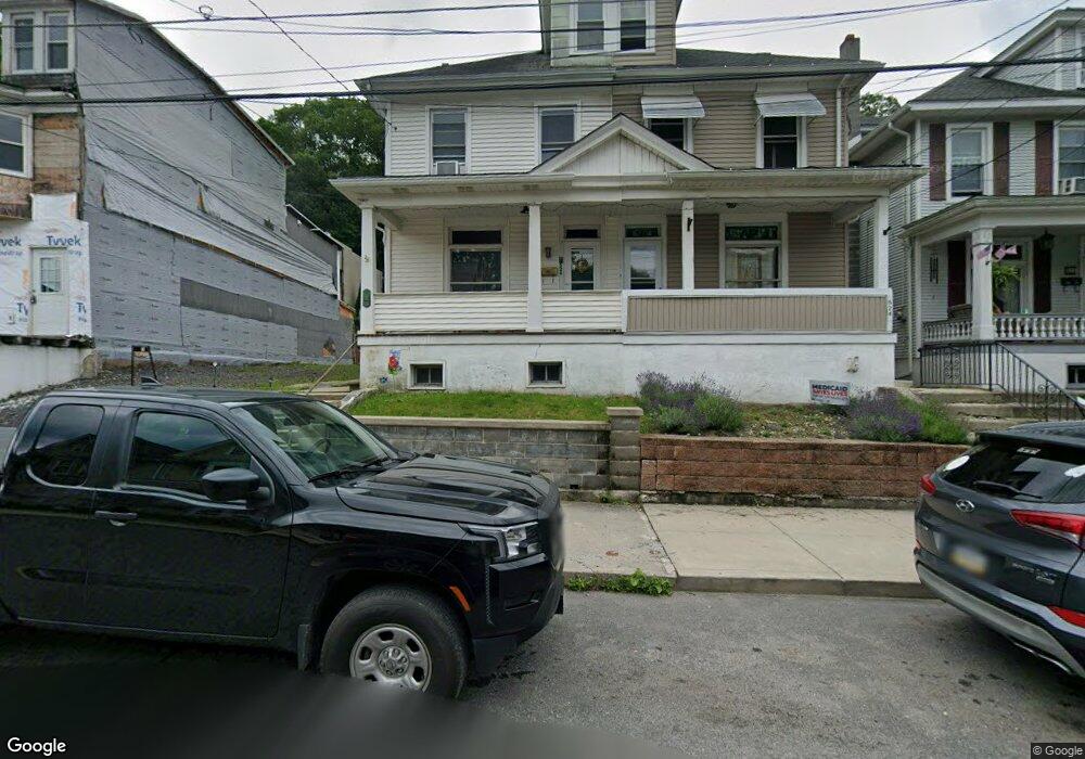 526 Arlington St, Tamaqua, PA 18252 - photo 1