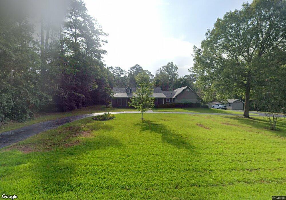 1060 Howell Dr, McComb, MS 39648 - photo 1