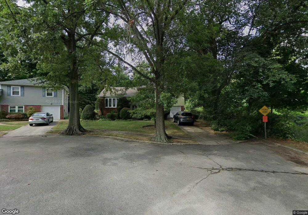 47 Coral Ct, Malverne, NY 11565 - photo 1