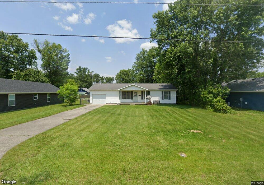 478 W Maple St, Austin, IN 47102 - photo 1