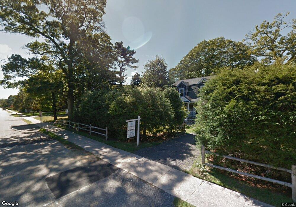 90 Snedecor Ave, Bayport, NY 11705 - photo 1