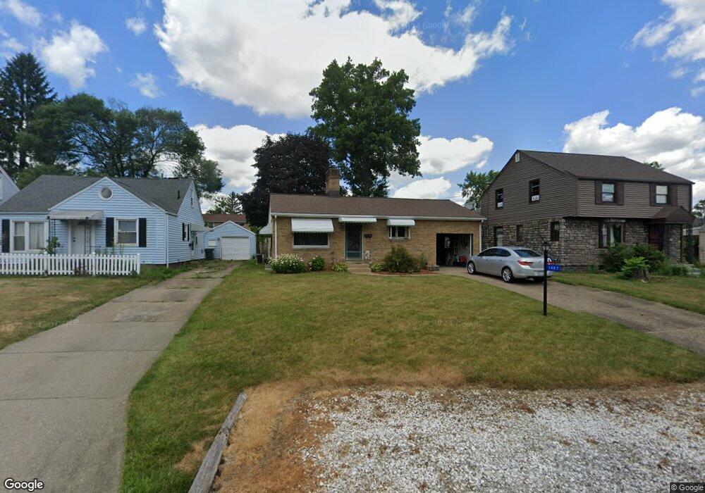 1407 Spangler Rd NE, Canton, OH 44714 - photo 1