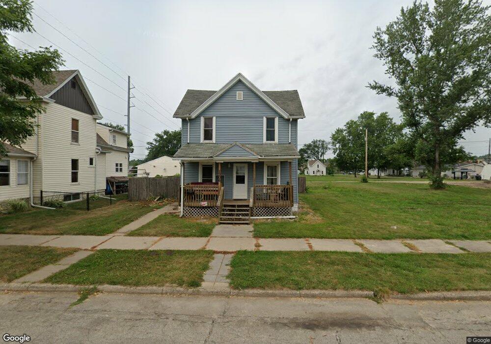 1306 5th St NW, Cedar Rapids, IA 52405 - photo 1