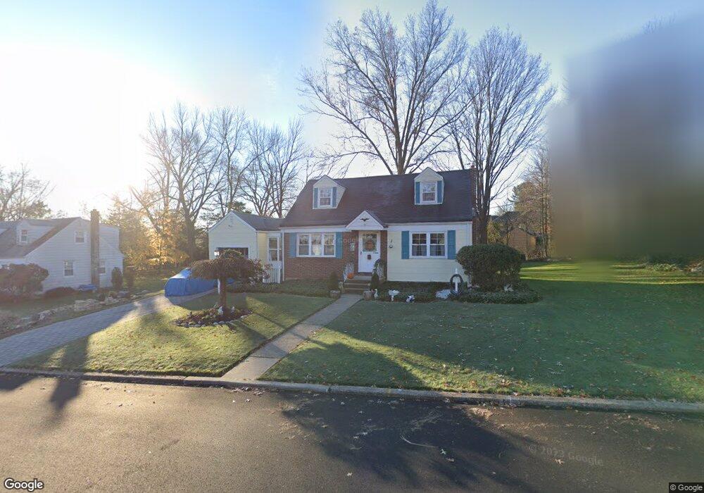 4 Laurel Rd, Demarest, NJ 07627 - photo 1