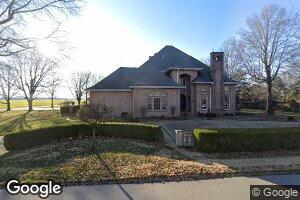 327 S Kathie Dr, Charleston, MO 63834