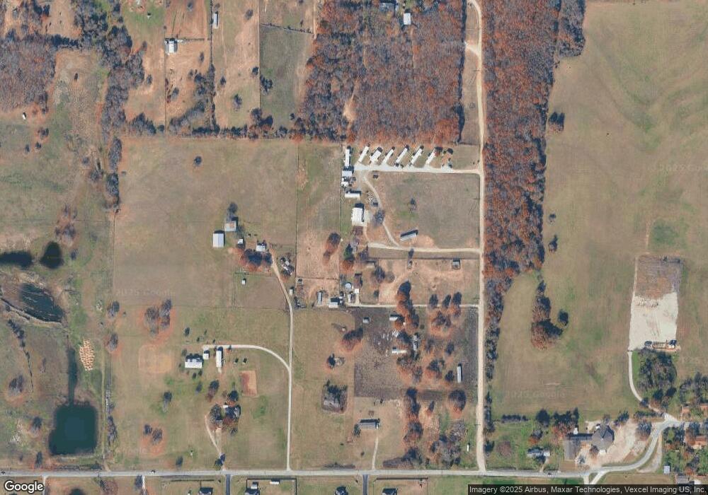 153 Private Road 4902 unit 300, Azle, TX 76020 - photo 1