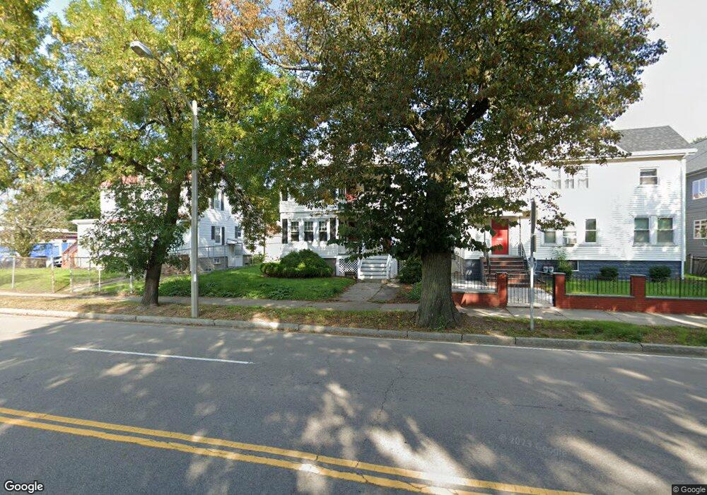 319 Alewife Brook Pkwy, Somerville, MA 02144 - photo 1