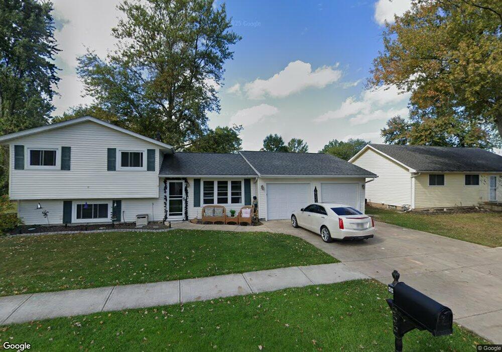 666 Sunset Ave, Sheffield Lake, OH 44054 - photo 1