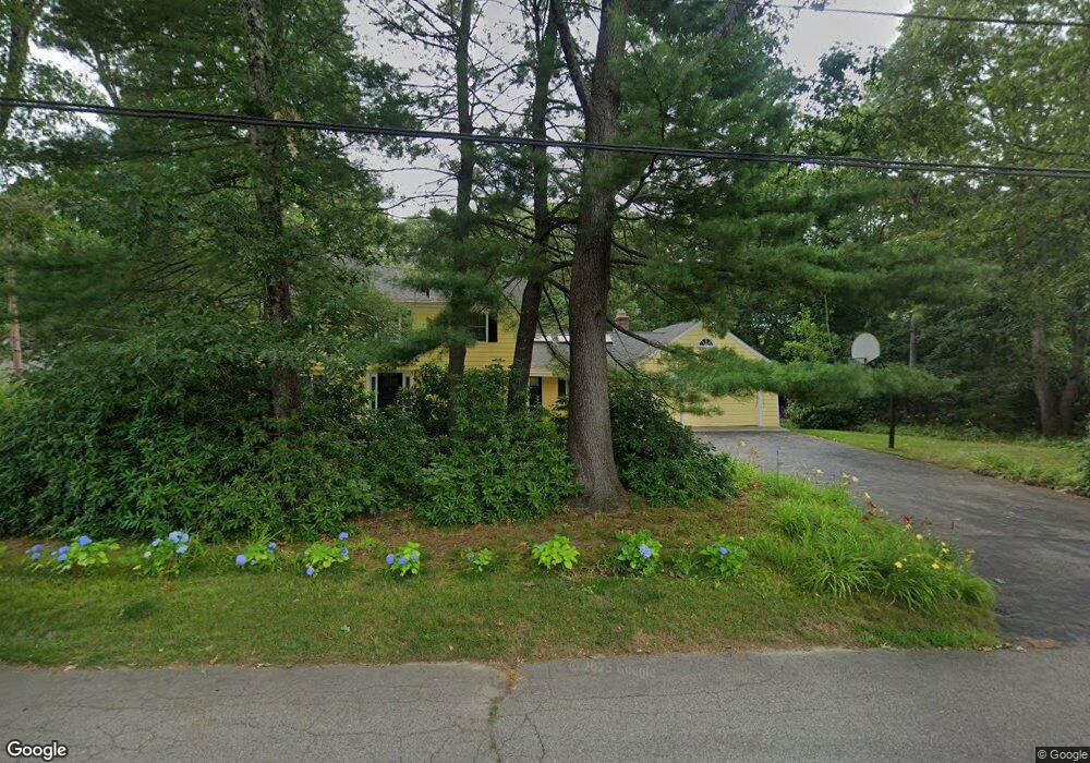 12 Woodcrest Dr, Cumberland, RI 02864 - photo 1