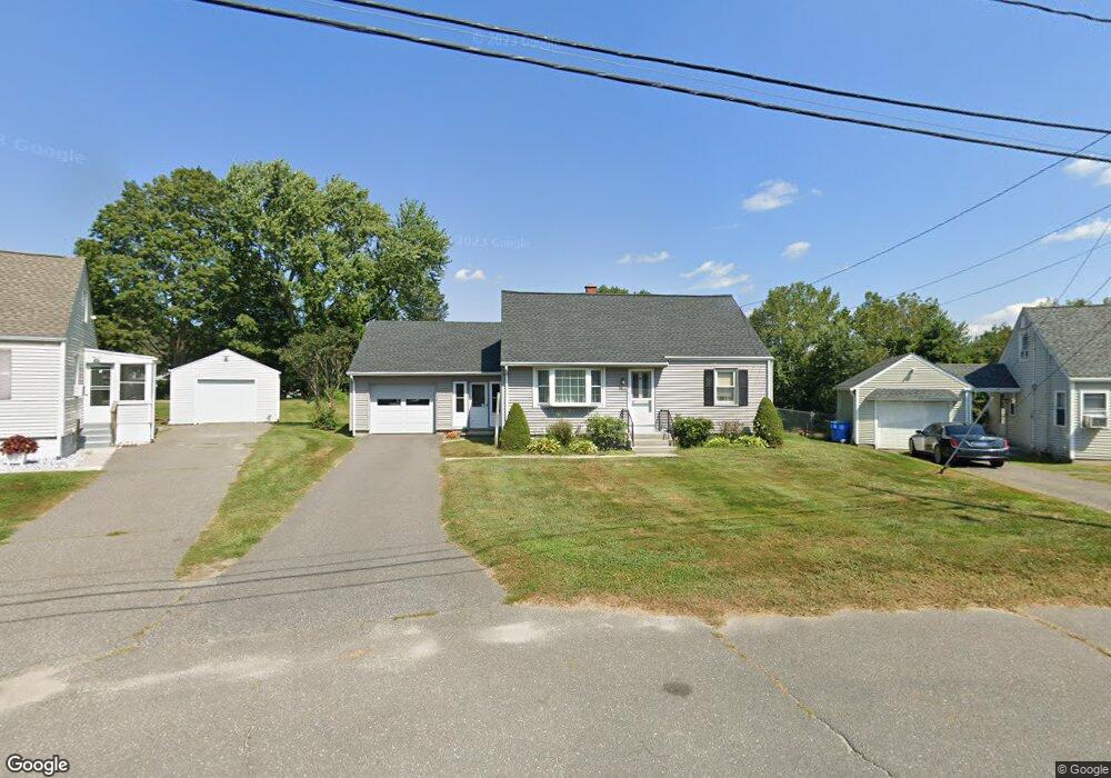 39 Crestwood Ave, Waterbury, CT 06704 - photo 1