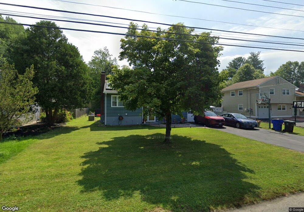 36 Alderwood Dr, West Hartford, CT 06117 - photo 1