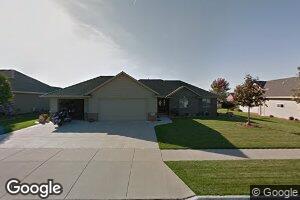 650 Arnie St, Combined Locks, WI 54113