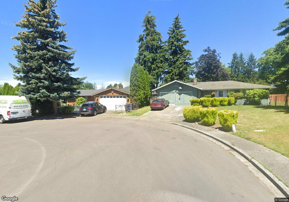 8216 NE 143rd Place, Bothell, WA 98011 - photo 1