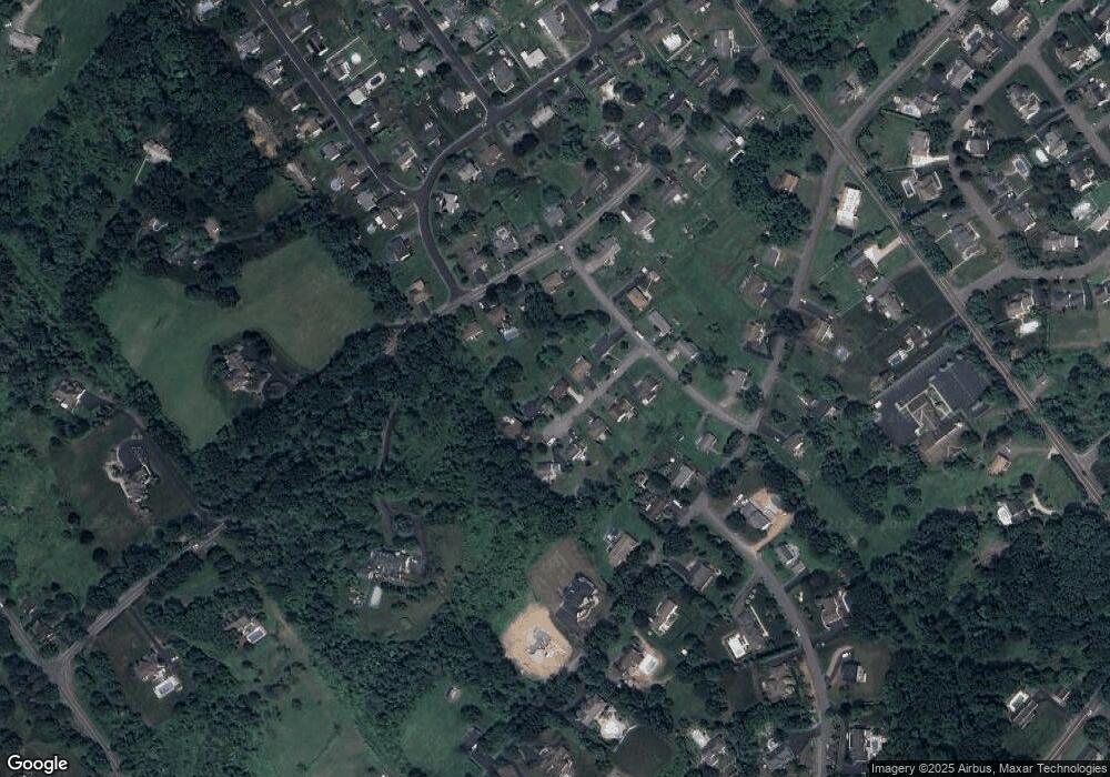 356 Clover Ln, Shavertown, PA 18708 - photo 1