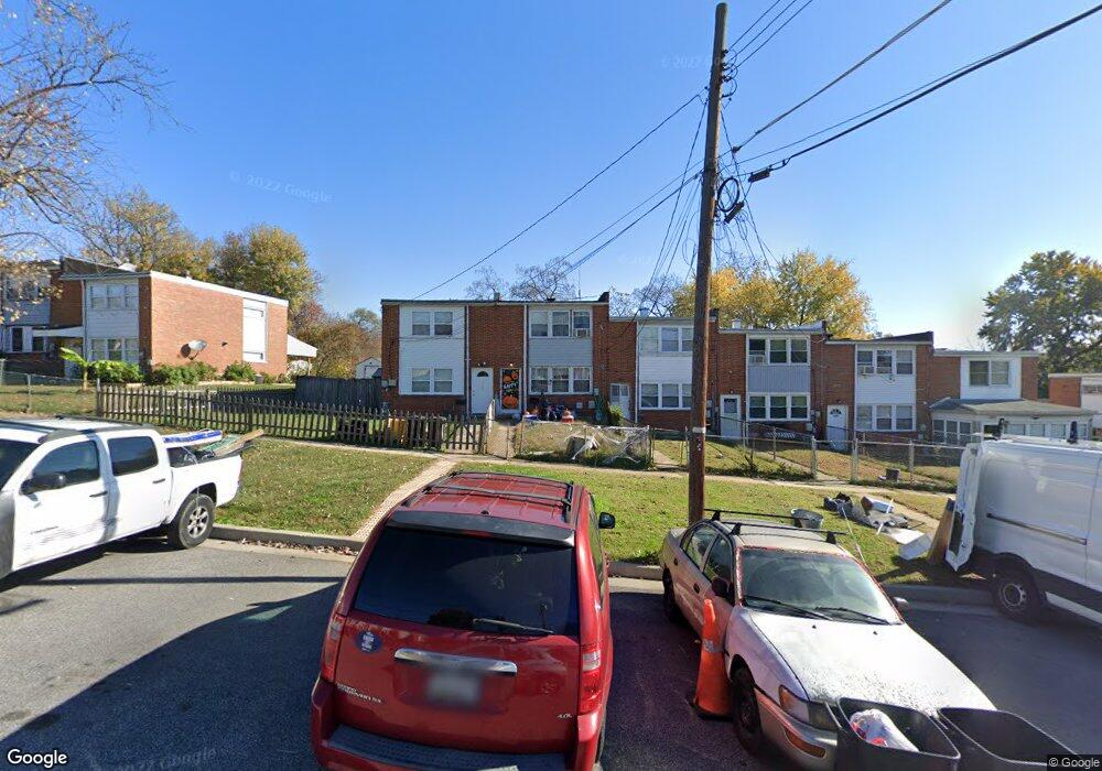 3219 Tartarian Ct, Halethorpe, MD 21227 - photo 1