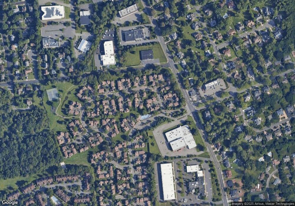 34 Gate House Ln unit 34, Edison, NJ 08820 - photo 1