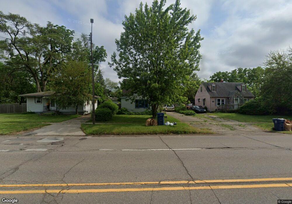 2956 Richfield Rd, Flint, MI 48506 - photo 1