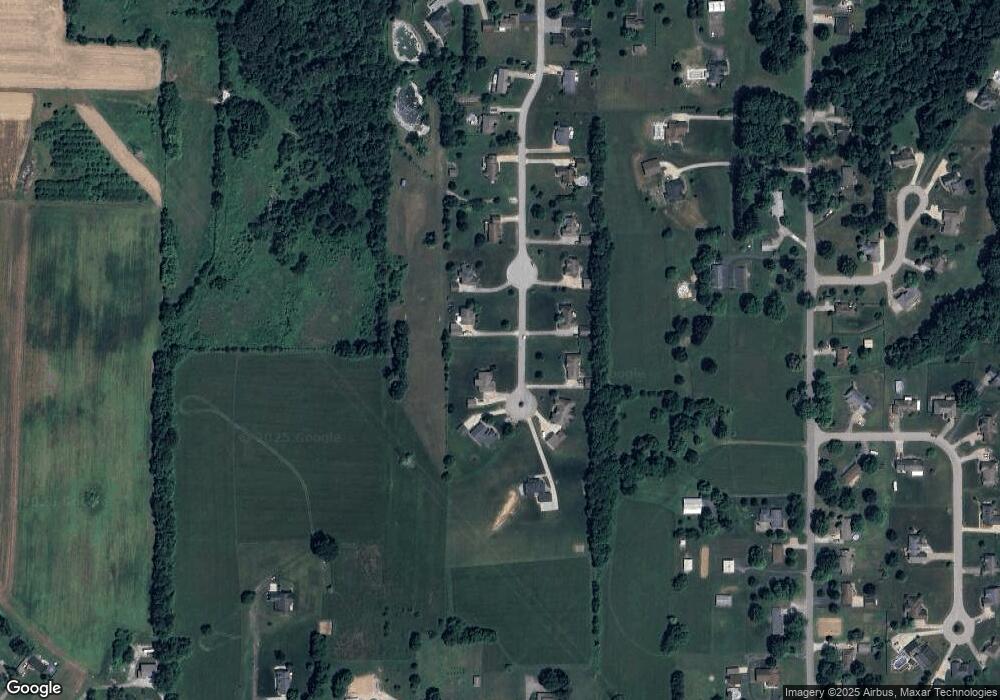 1801 W Hidden Place Dr, Georgetown, IN 47122 - photo 1