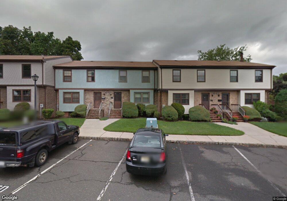 30 Highview Dr, Woodbridge, NJ 07095 - photo 1