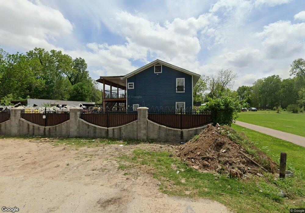 204 Heaney Dr, Houston, TX 77076 - photo 1