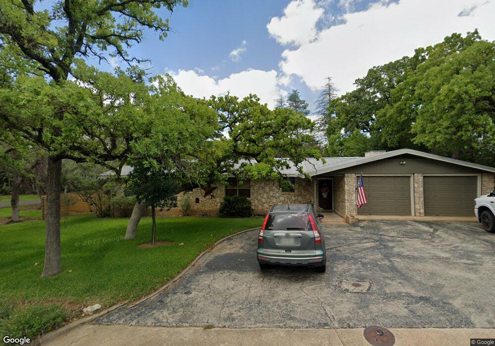 132 Ridgewood Dr, Fredericksburg, TX 78624 - photo 1