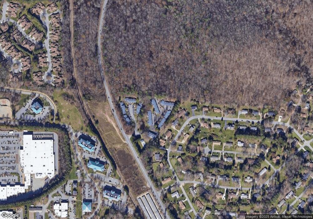 82 Hollybrook Dr, Asheville, NC 28803 - photo 1