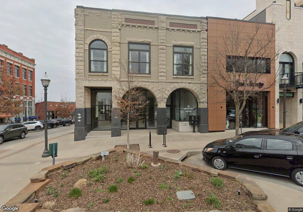 28 W Center St, Fayetteville, AR 72701 - photo 1