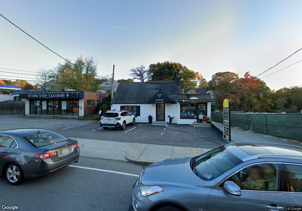 1106-1108 Beacon St unit 203, Newton, MA 02461 - photo 1