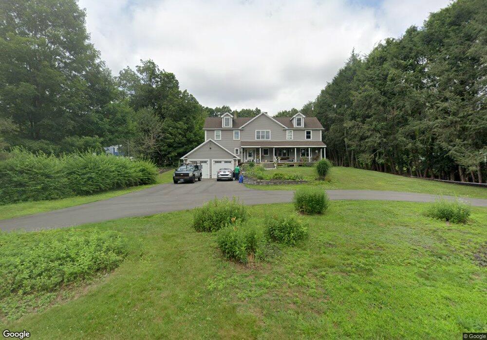 293 Grieb Rd, Wallingford, CT 06492 - photo 1