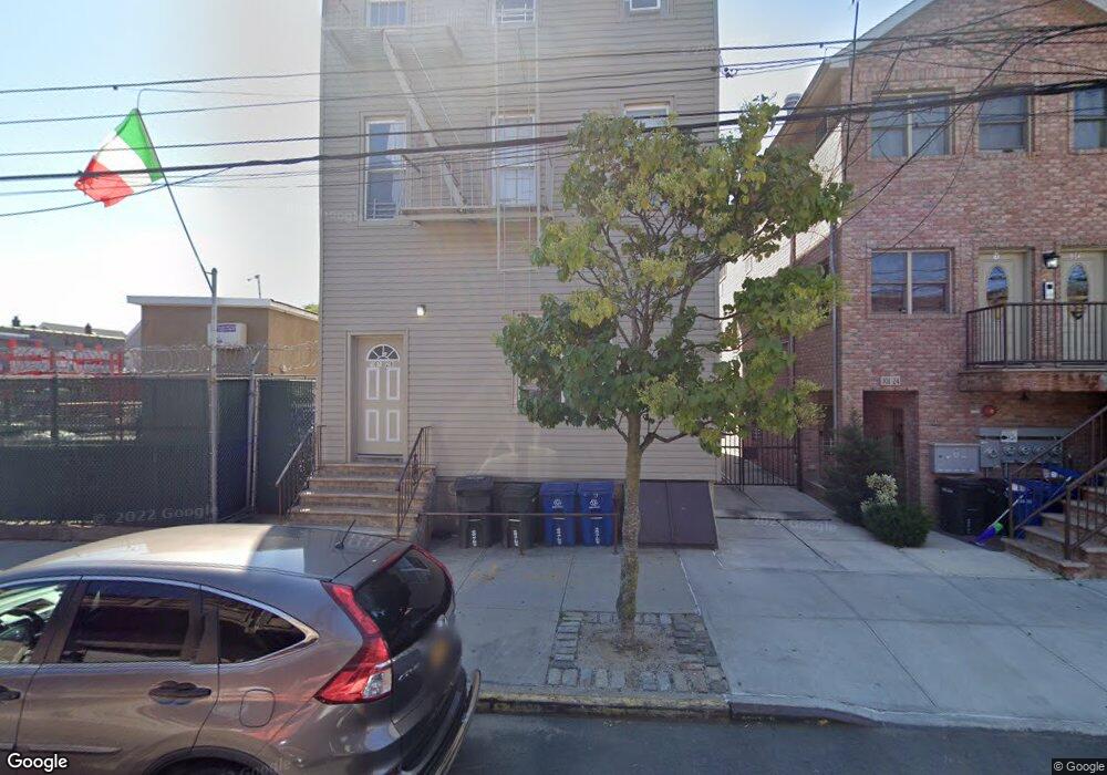 10128 99th St, Ozone Park, NY 11416 - photo 1