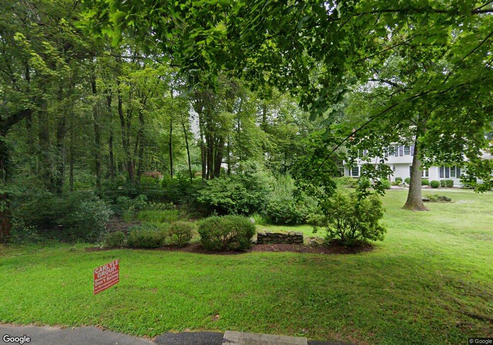 314 Hemlock Hills Rd N, Fairfield, CT 06824 - photo 1