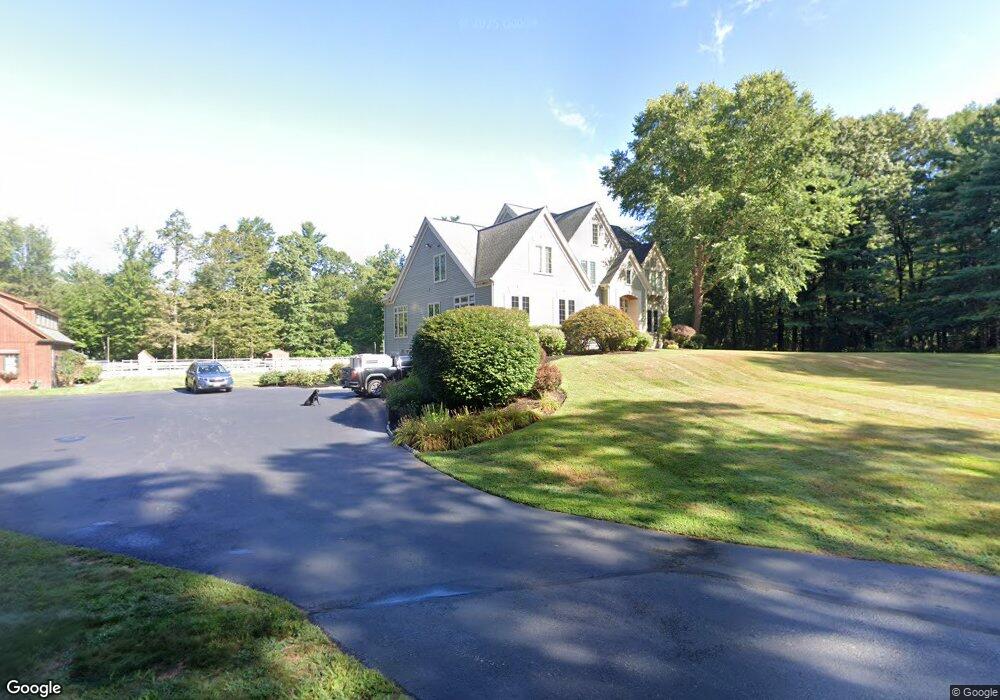 838 Circuit St, Hanover, MA 02339 - photo 1