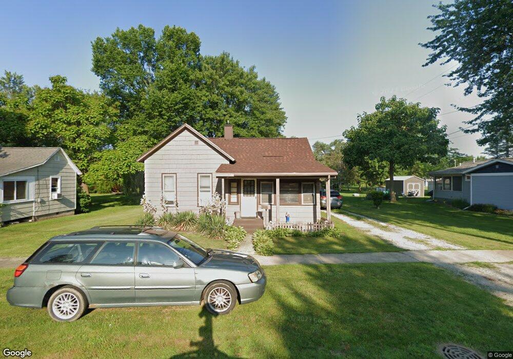 13 Featherbone Ave, Three Oaks, MI 49128 - photo 1