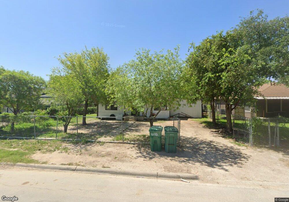 214 E Butler St, Pharr, TX 78577 - photo 1