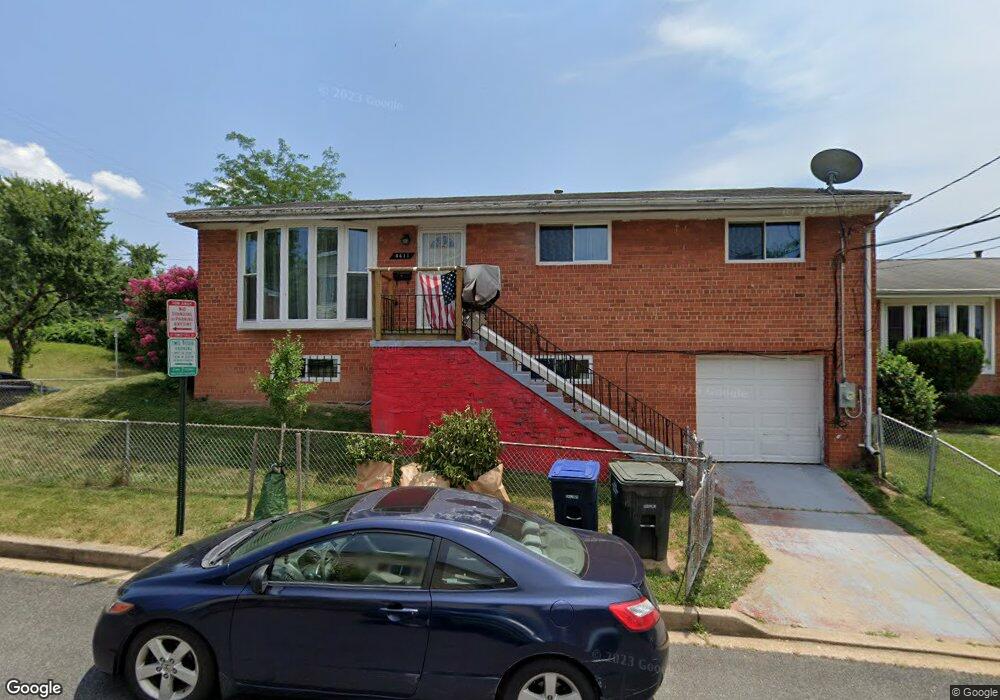 4411 Banks Place NE, Washington, DC 20019 - photo 1