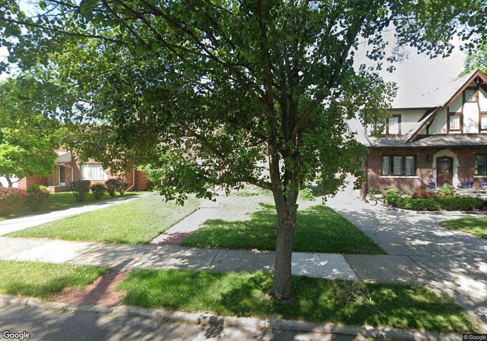 1211 Bishop Rd, Grosse Pointe Park, MI 48230 - photo 1