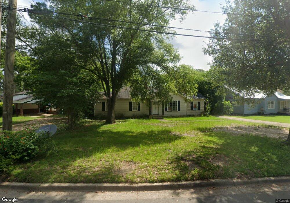 1403 Eager Dr, Albany, GA 31707 - photo 1