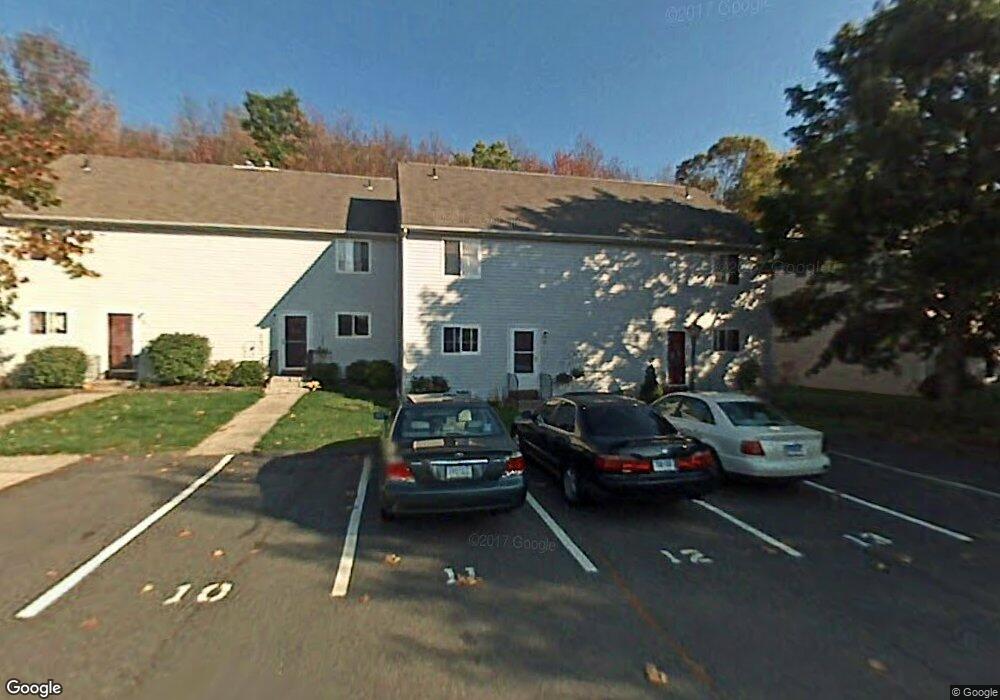 4 Pequot Ct, Cromwell, CT 06416 - photo 1