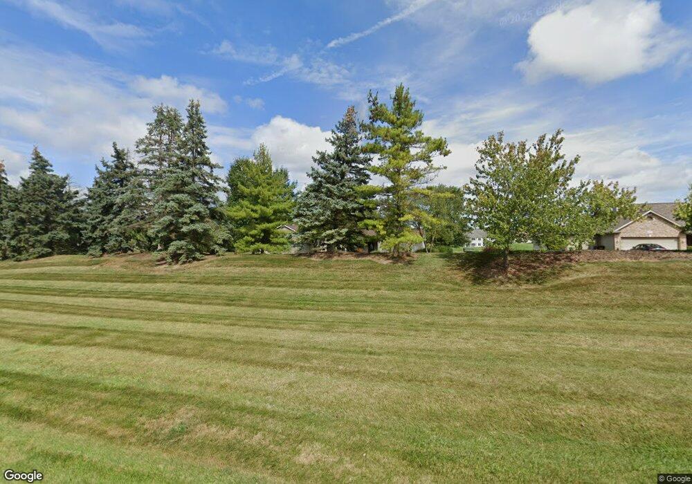 10401 Cedar Oaks Ln, Fort Wayne, IN 46835 - photo 1